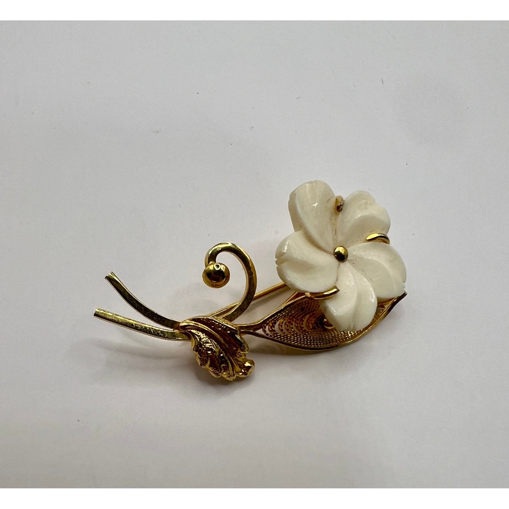 Vintage Sorrento Brooch 12K Gold Filled Carved Shell Flower Filigree‎ Italy - Picture 3 of 16